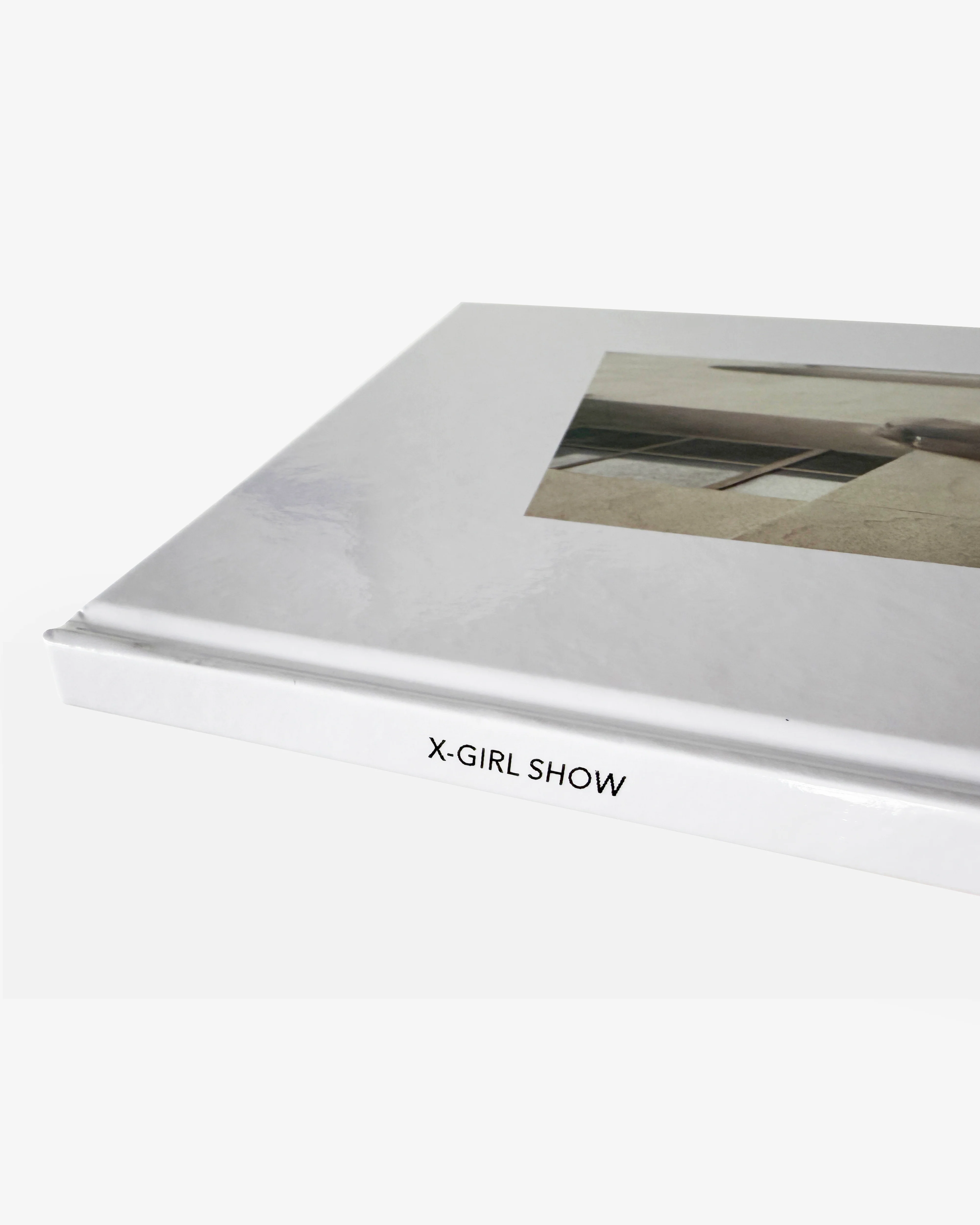 Idea - Angela Hill X-Girl Show (3rd Edition)