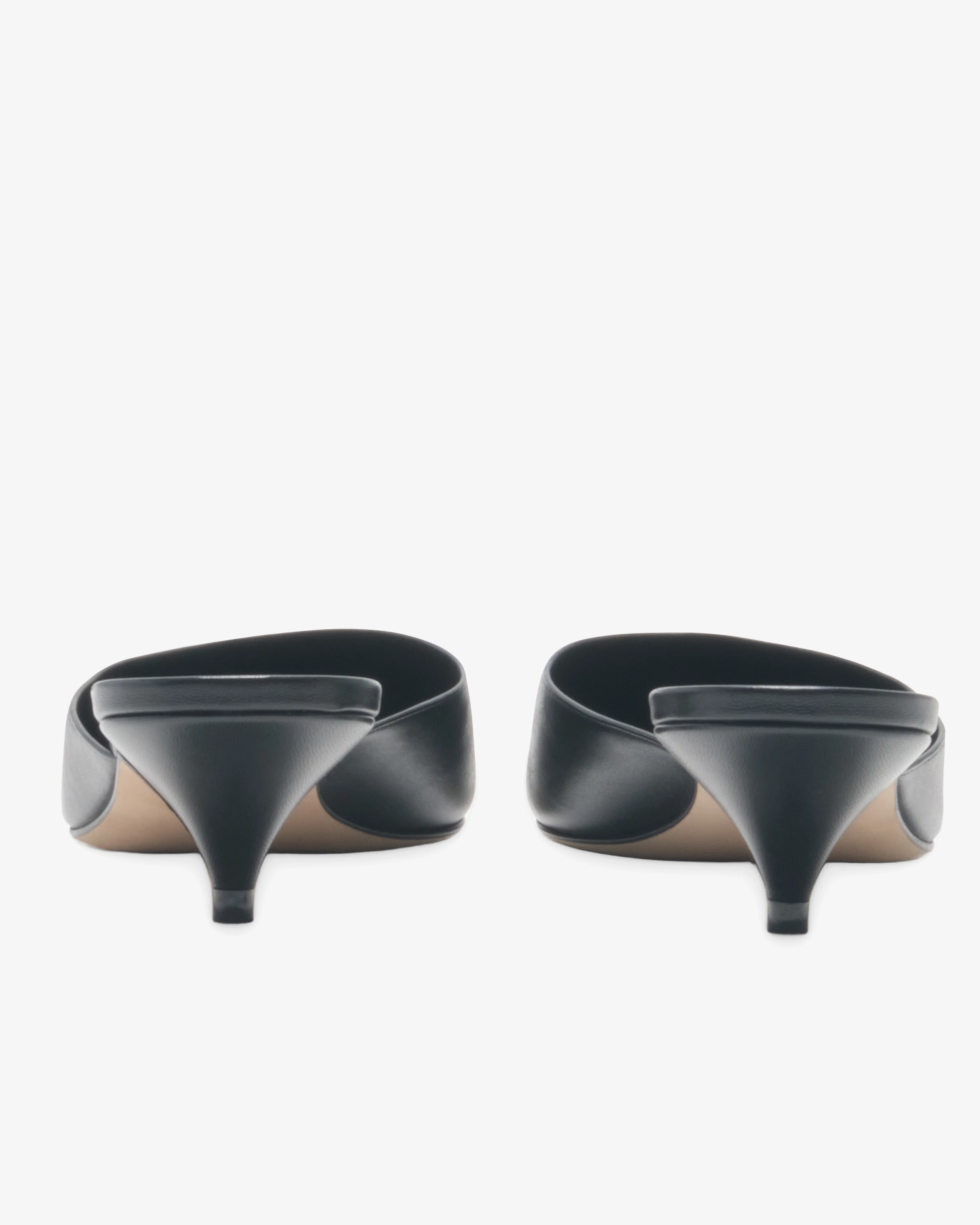 The Row - Women's Liisa Kitten Mule - (Black)