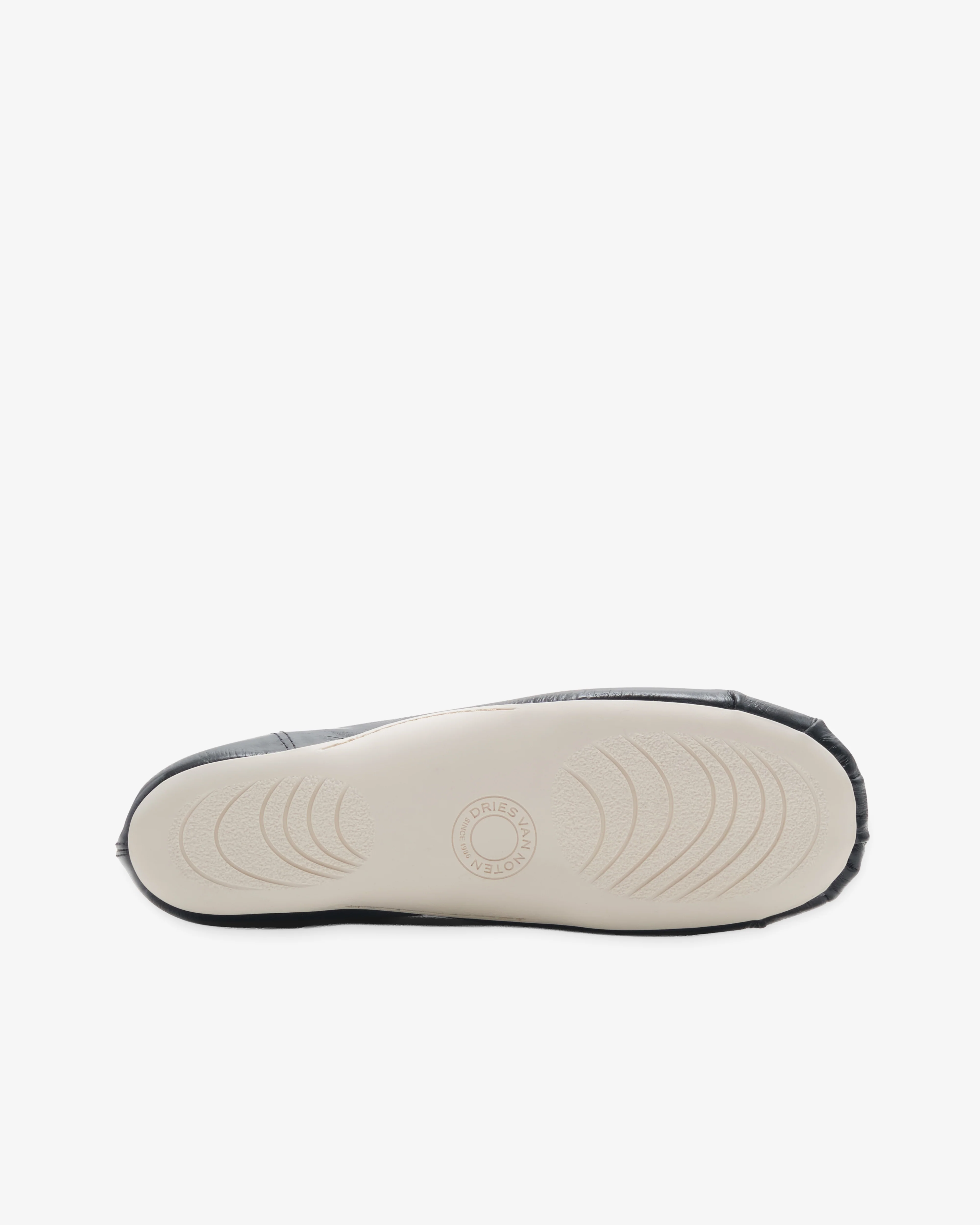 Dries Van Noten - Women's Round-Toe Shoes - (Black)