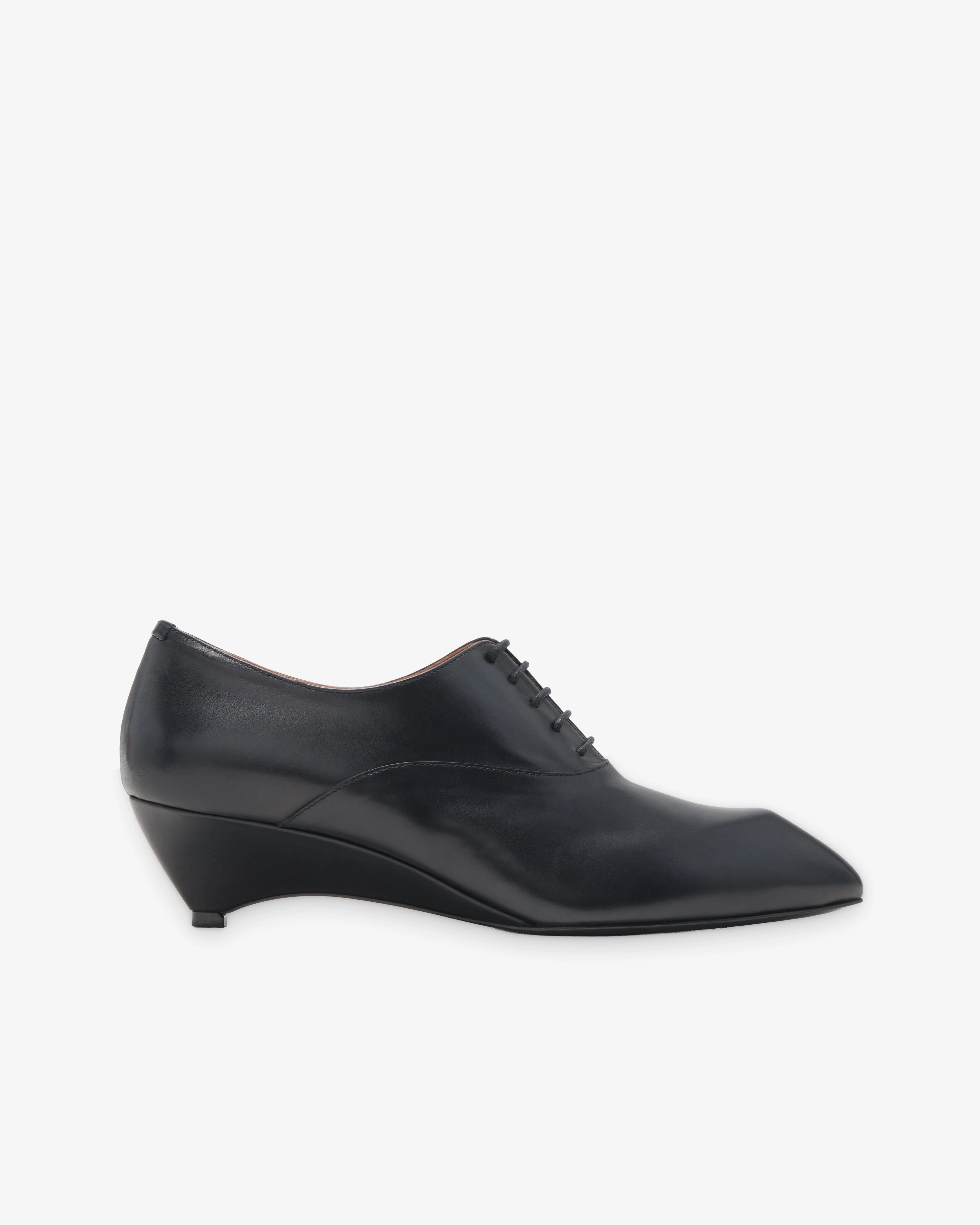 Jil Sander - Women's Lace-Up Shoe - (Black)