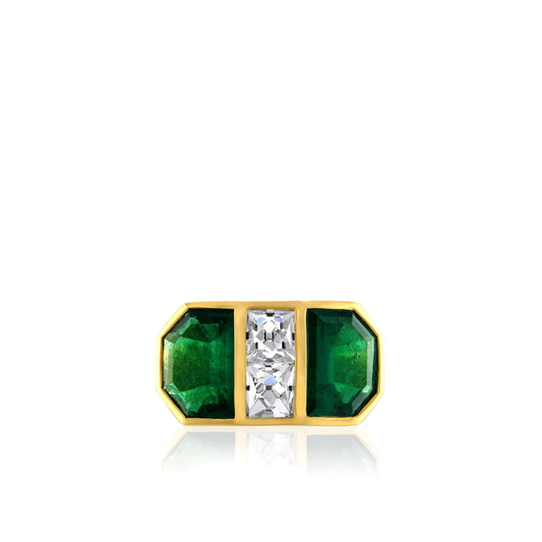 Mindi Mond - Colombian Emerald Shield 
French Cut Diamond Ring - (Gold)