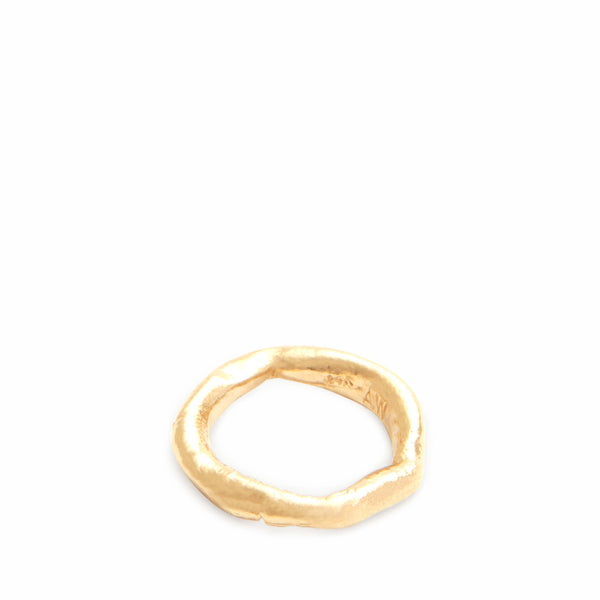 Alice Waese - Simple Wavy Ring - (Gold)