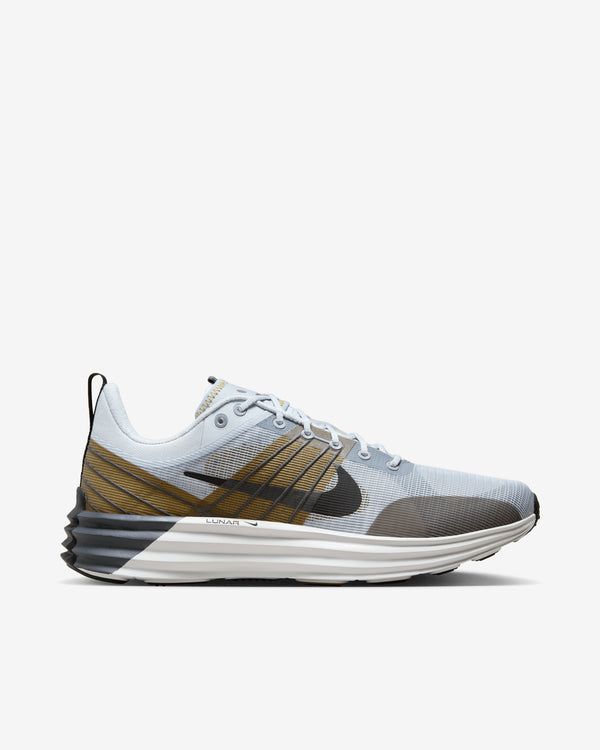 Nike - Lunar Roam Sneakers - (DV2440-001)