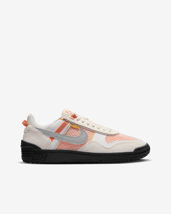 Nike - Union LA Field General Sneakers - (FQ9003-001)