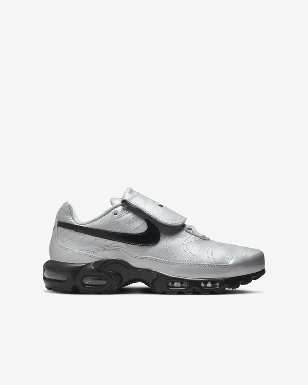 Nike - Air Max Plus Sneakers - (Wolf Grey)