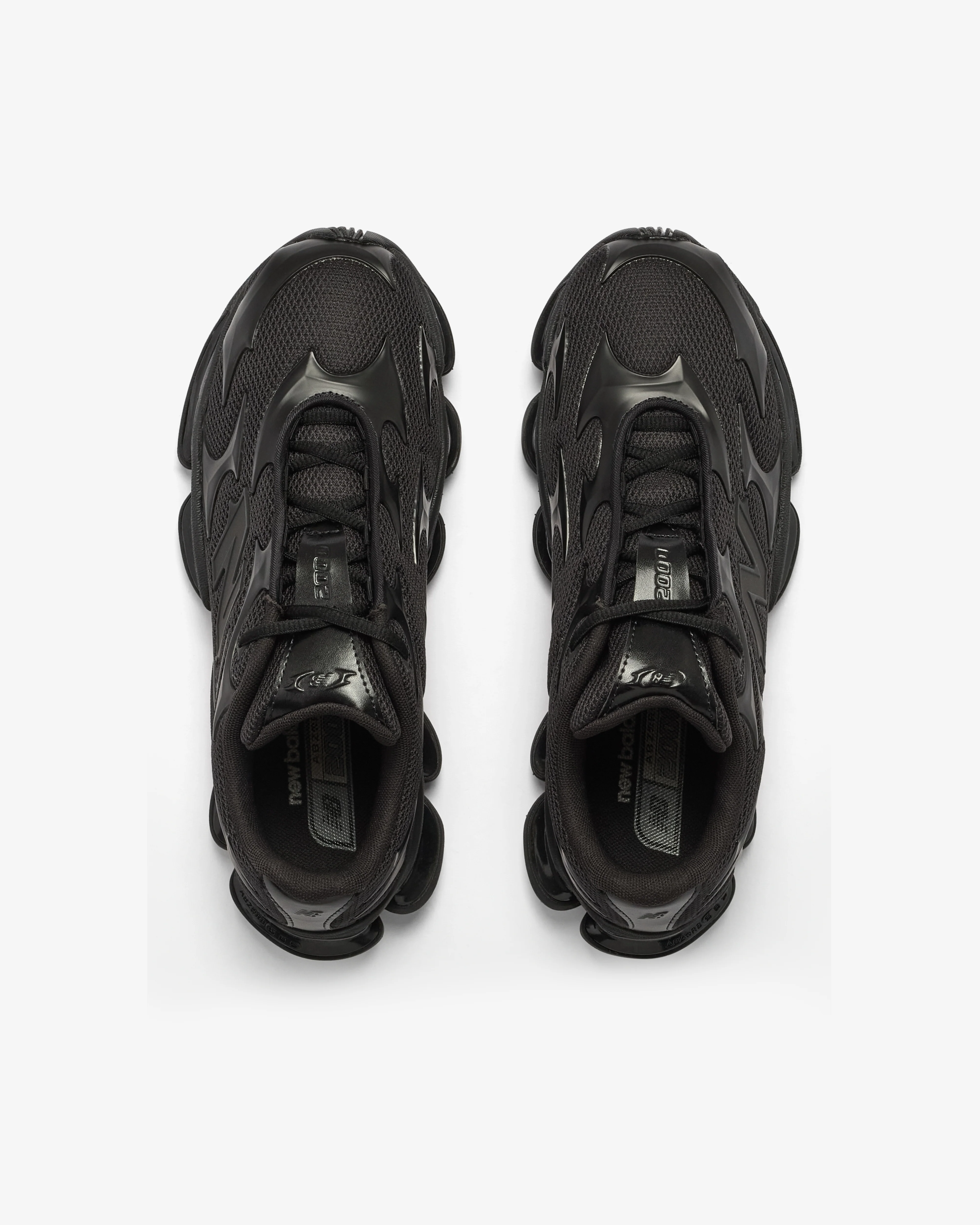 New Balance - Men's Abzorb 2000 Sneakers - (Black Metallic)