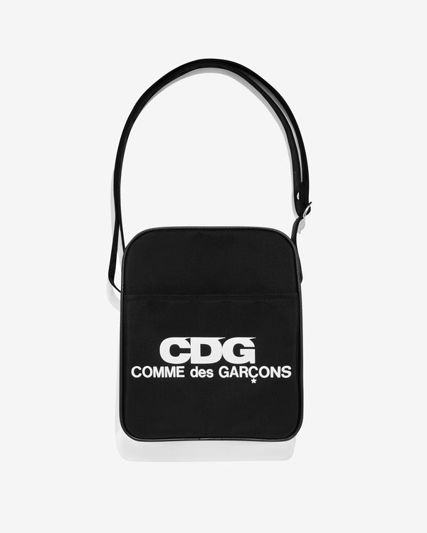 CDG - Small Shoulder Bag - (Black)