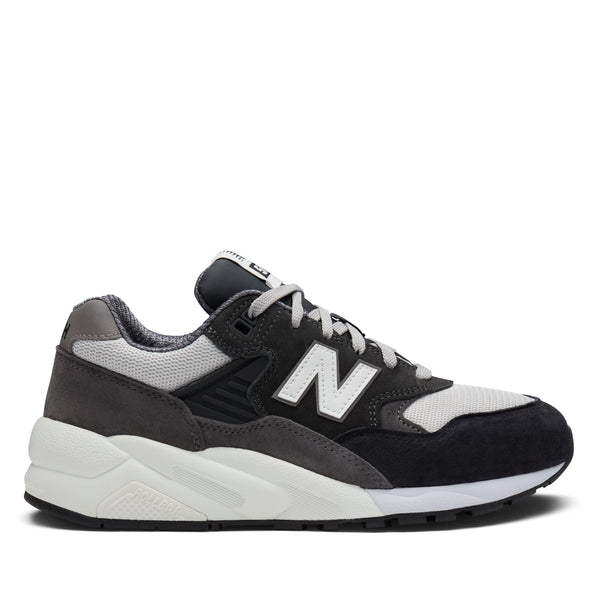 Comme des Garçons Homme - Men
s New Balance MT580 - (Black)