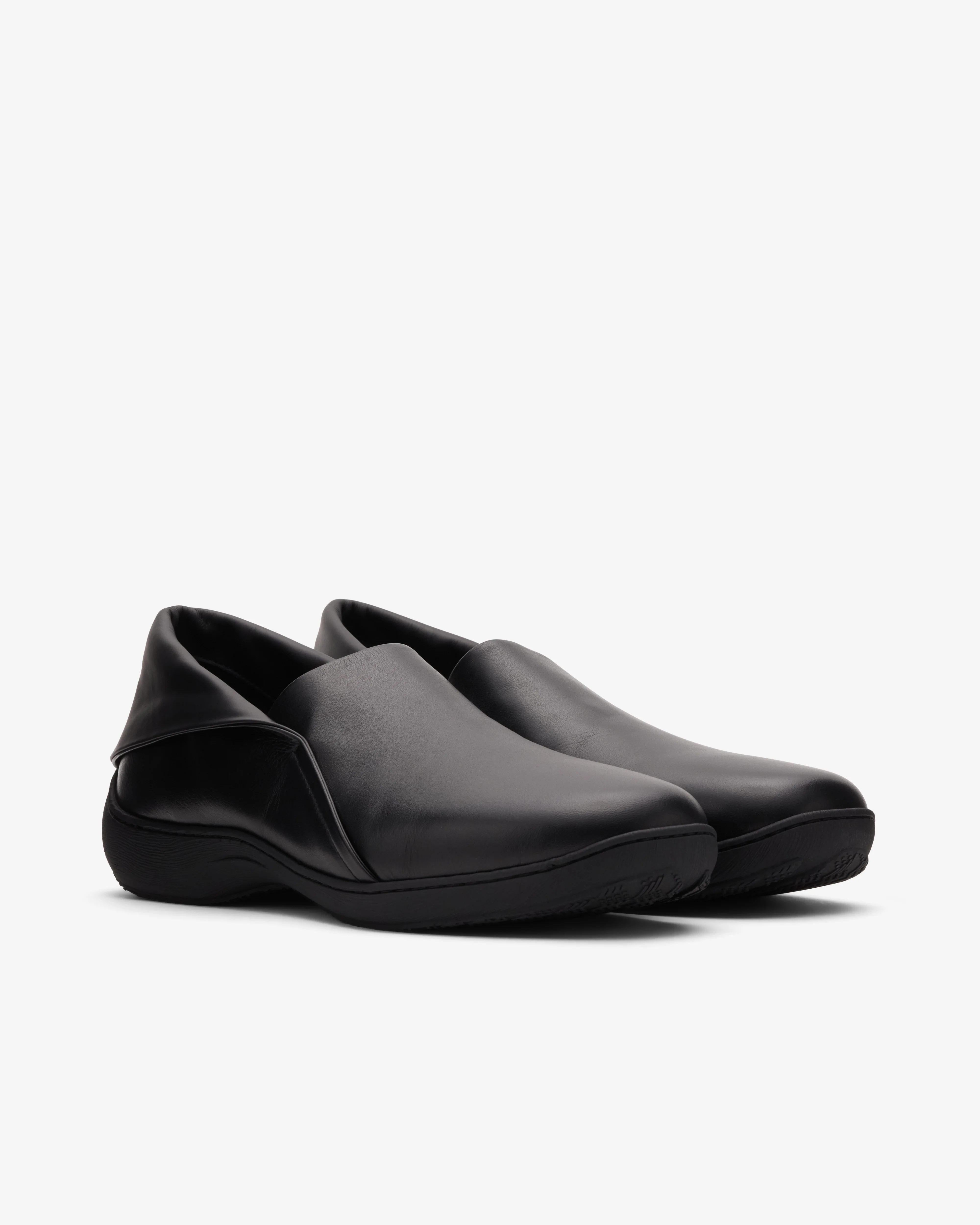 Kiko Kostadinov - Men's Iskar Slip-On - (Black)
