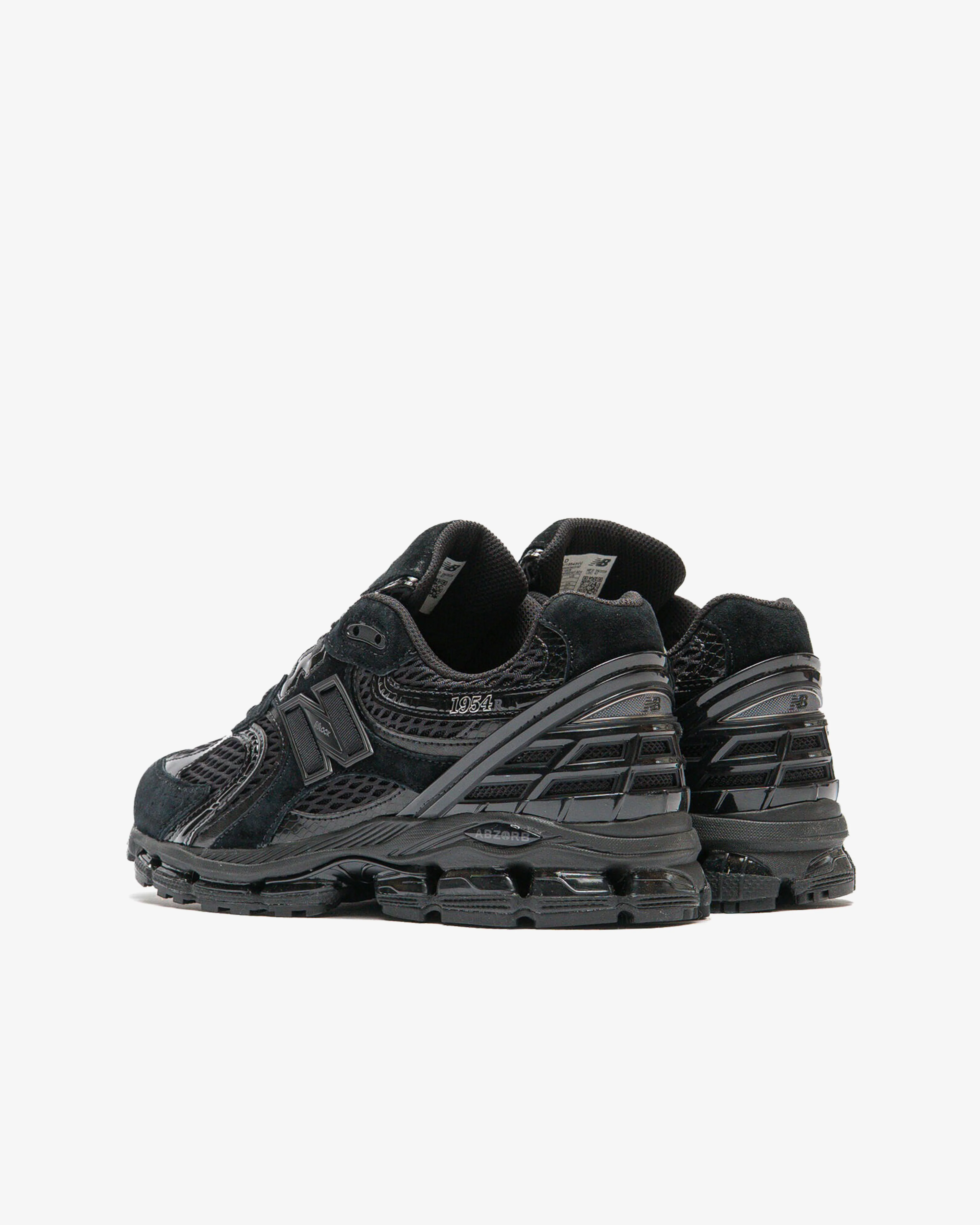New Balance - 1954R - (Black)