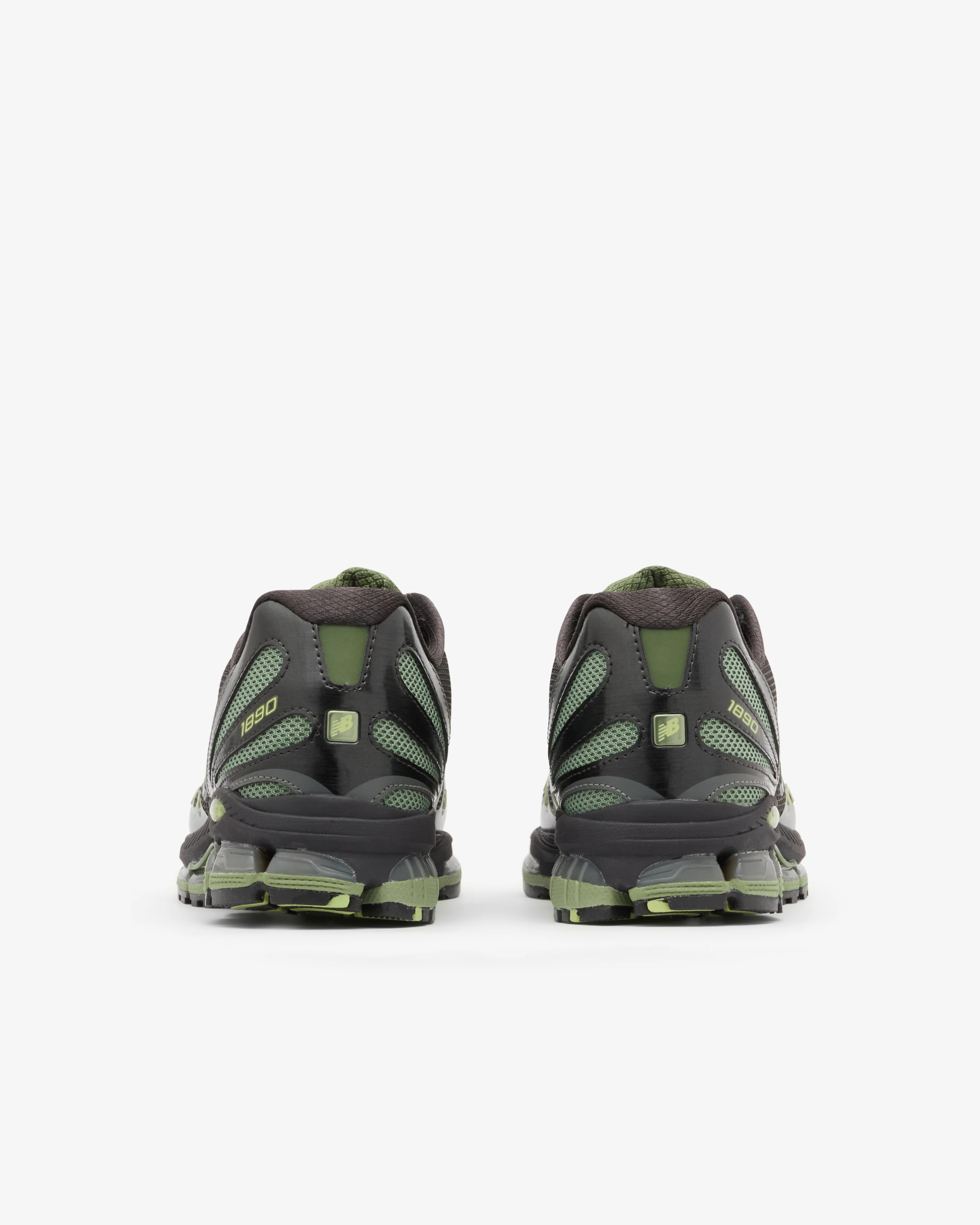 New Balance - Men's U189071H Sneakers - (Faded Black / Utility Green)