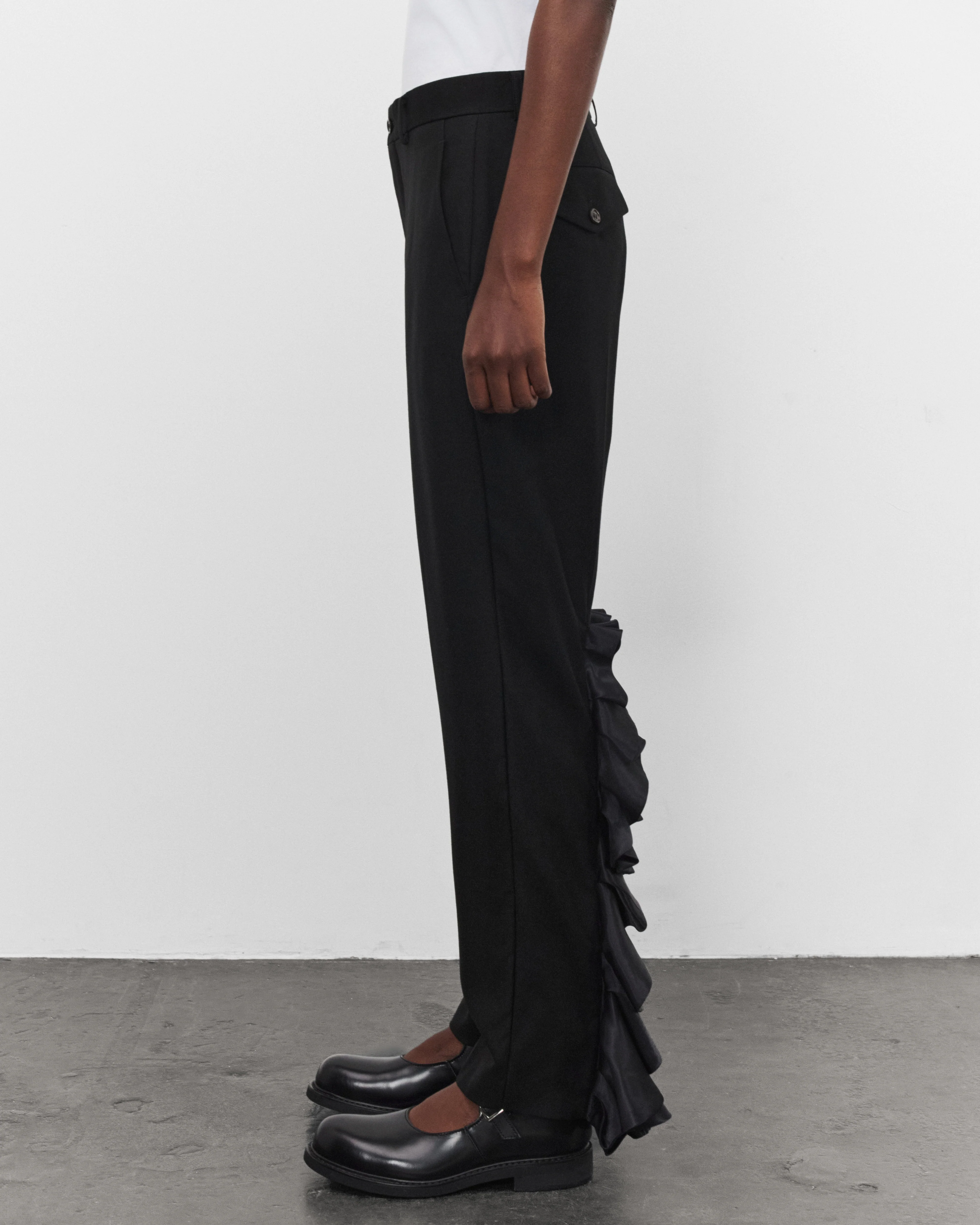 Noir Kei Ninomiya - Women's Zip Ruffle Trousers - (Black)