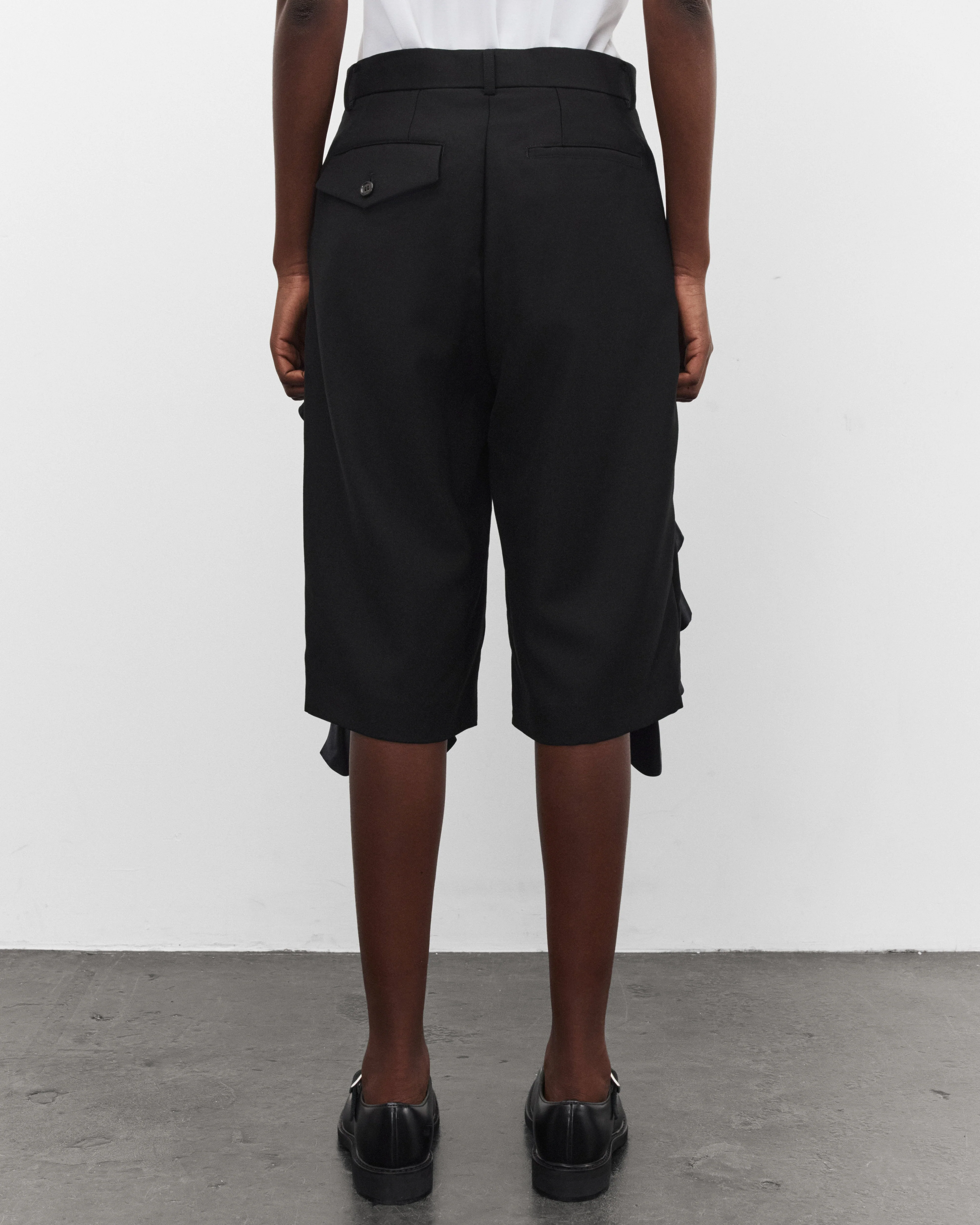 Noir Kei Ninomiya - Women's Cropped Zip Ruffle Trousers - (Black)