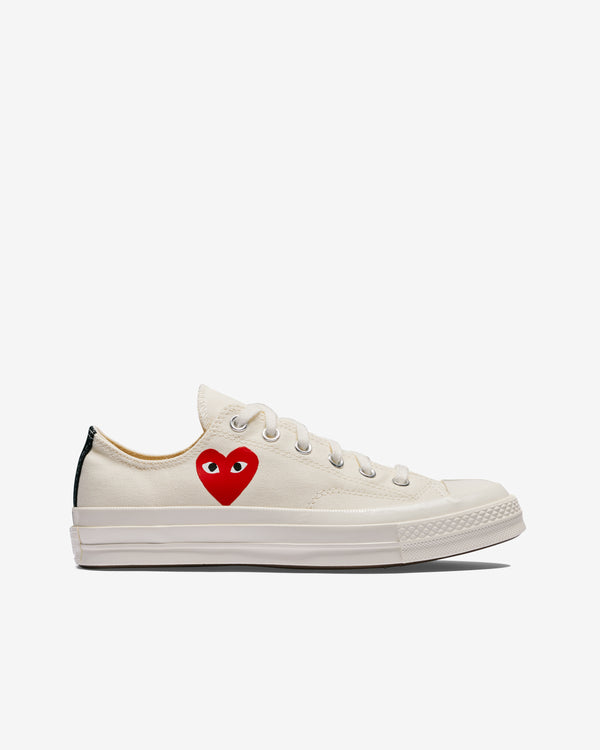 Play Converse - Small Red Heart All Star 
70 Low Sneakers - (Beige)