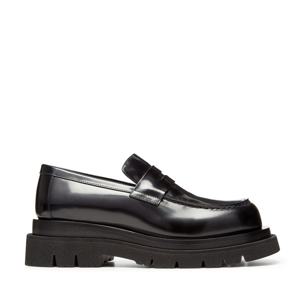 Bottega Veneta - Women
s Lug Loafer - (Black)