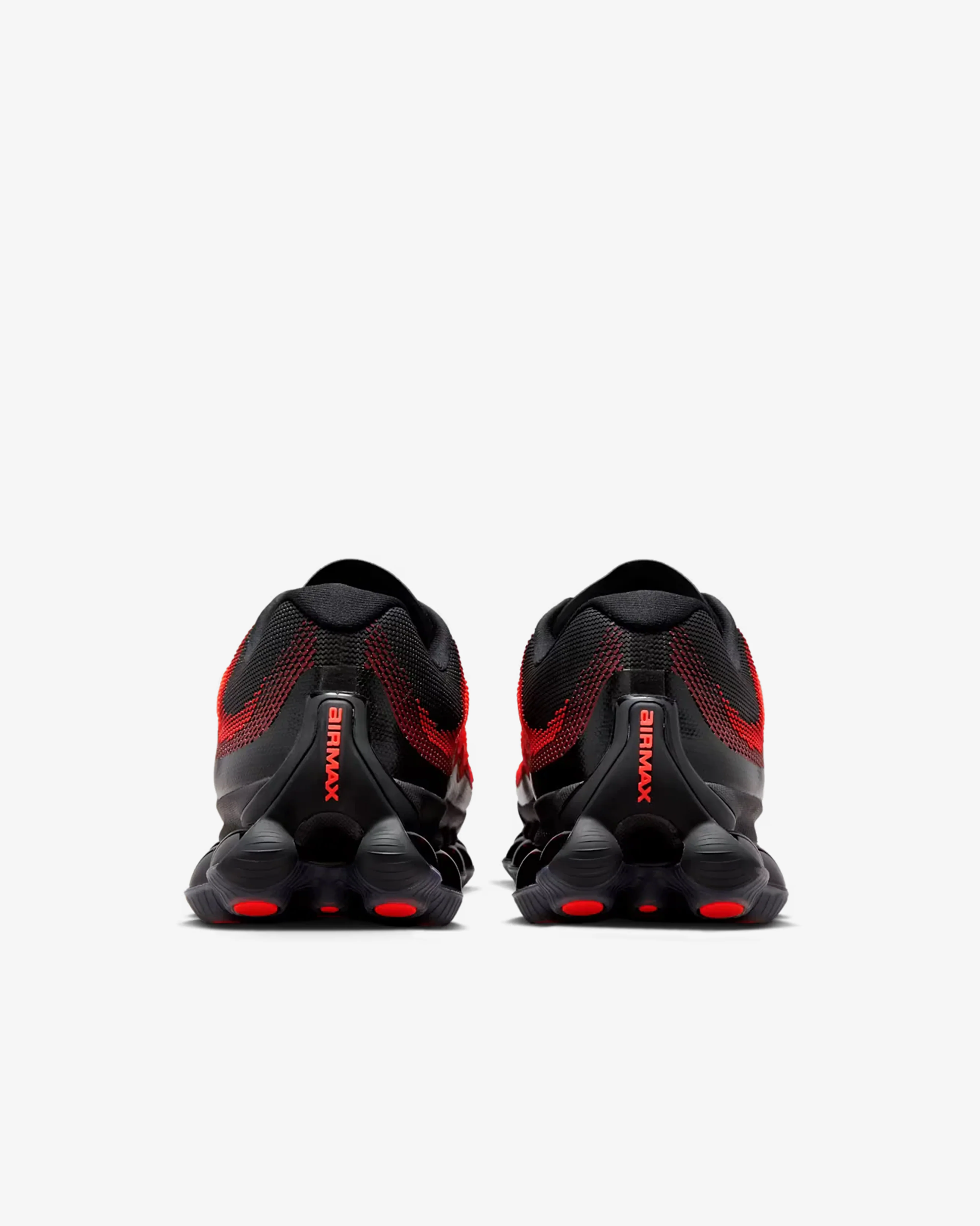 Nike - Men's Air Liquid Max Sneakers - (Team Red)