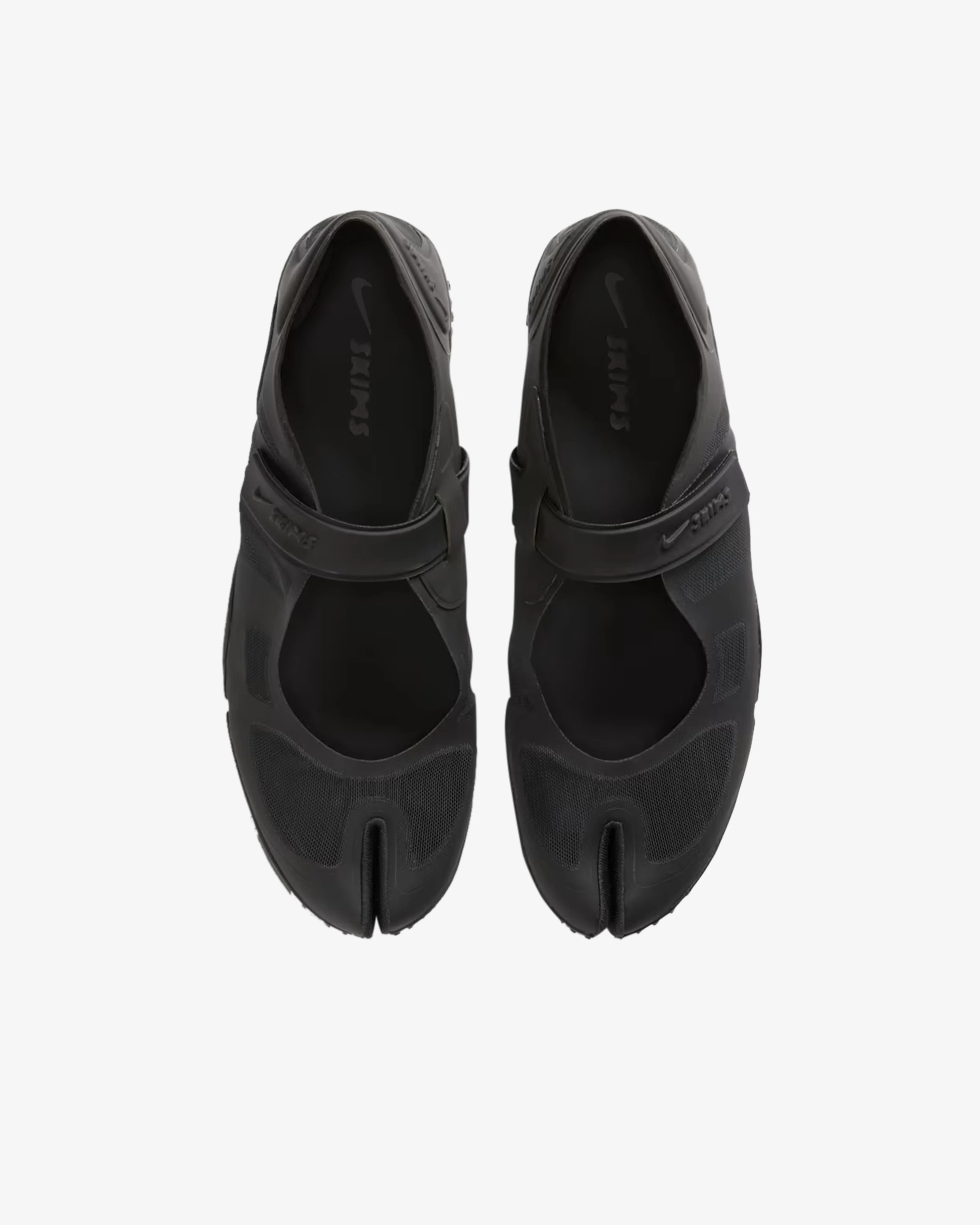 NikeSKIMS - Women's Rift Mesh Sneakers - (Black)