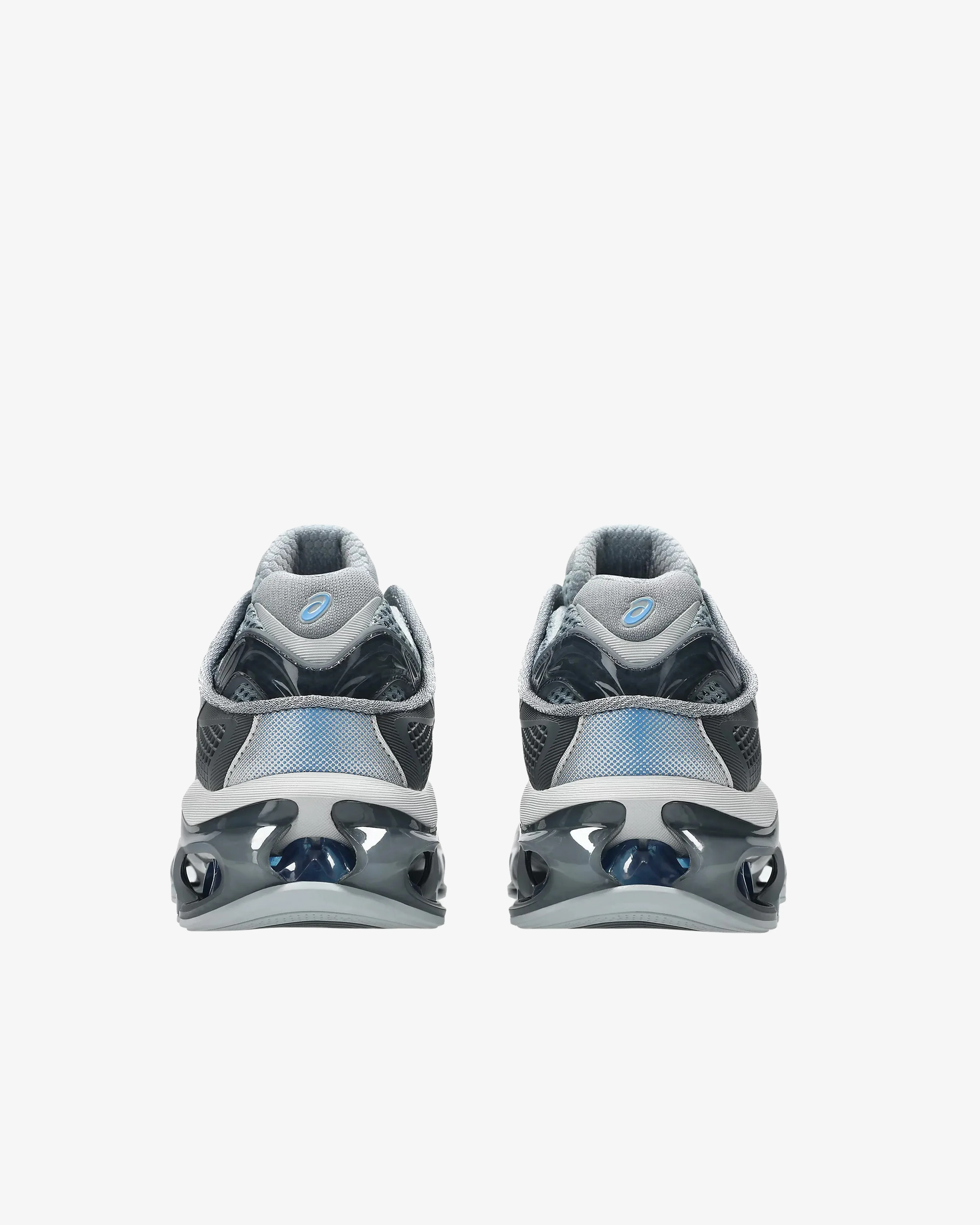 Asics - Men's Gel-Kinetic 2.0 Sneakers - (Silver/Blue)