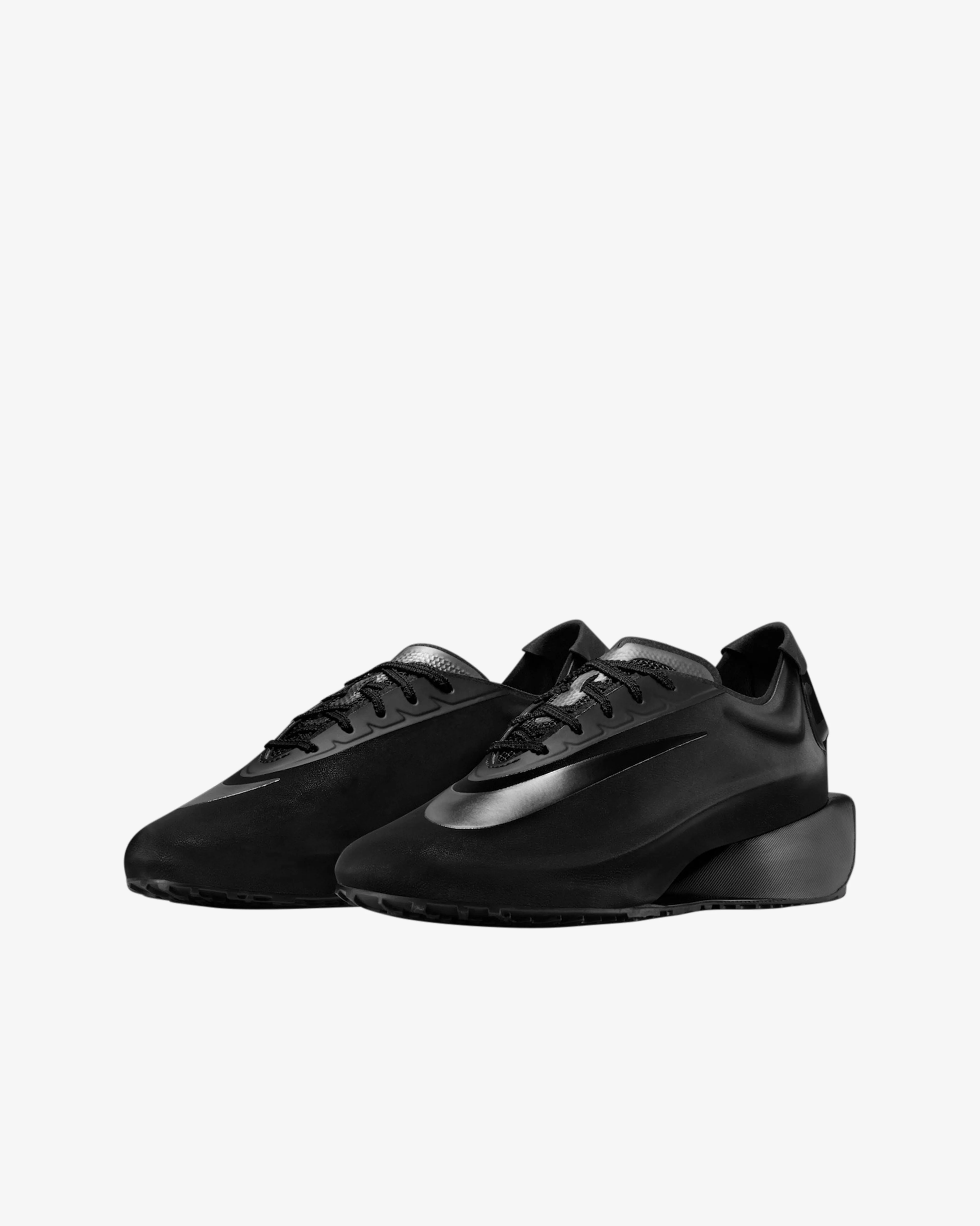 Nike - Women's Nike FS Run Sneakers - (Black)