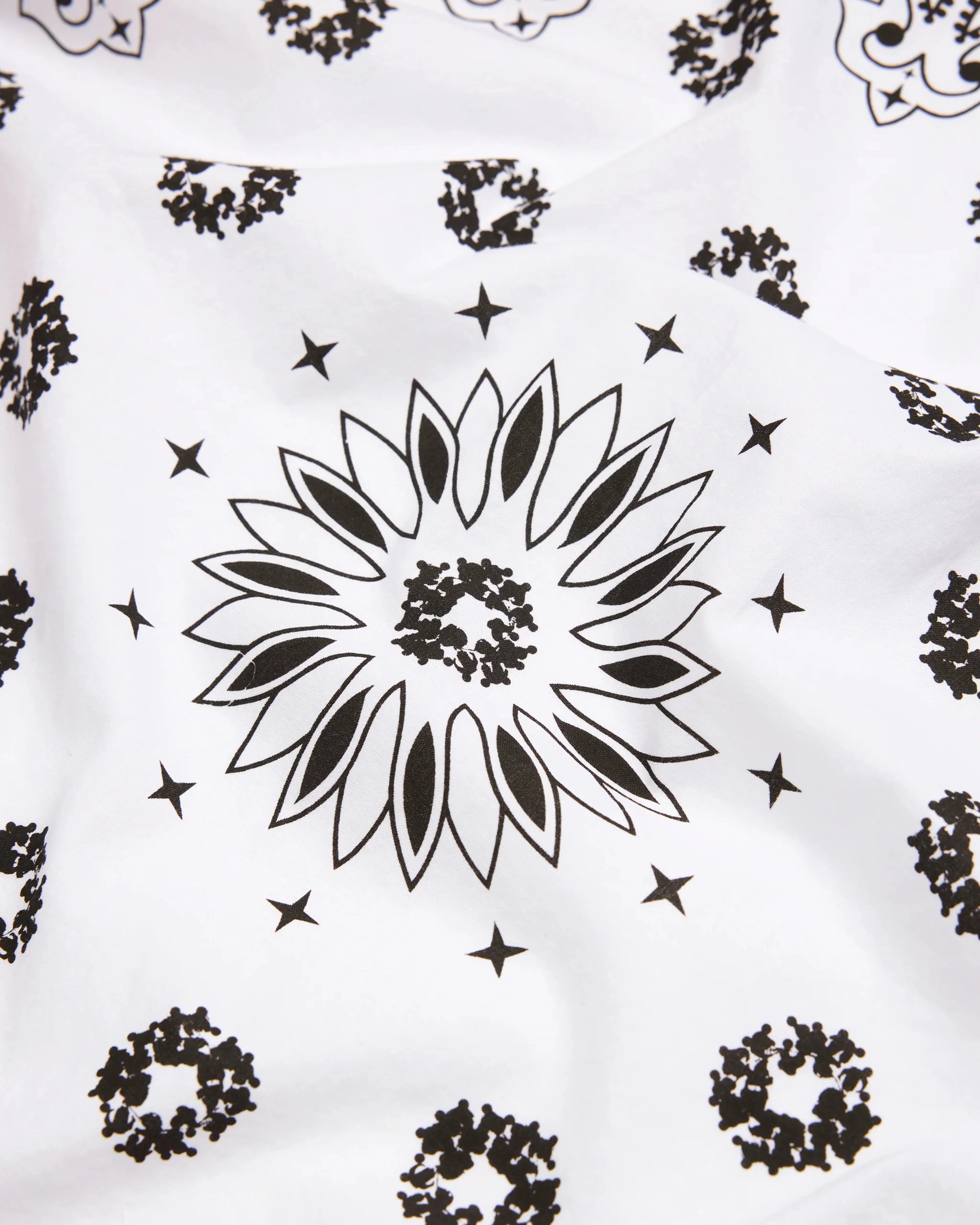 Denim Tears - Men's Cotton Wreath Paisley Bandana - (White)