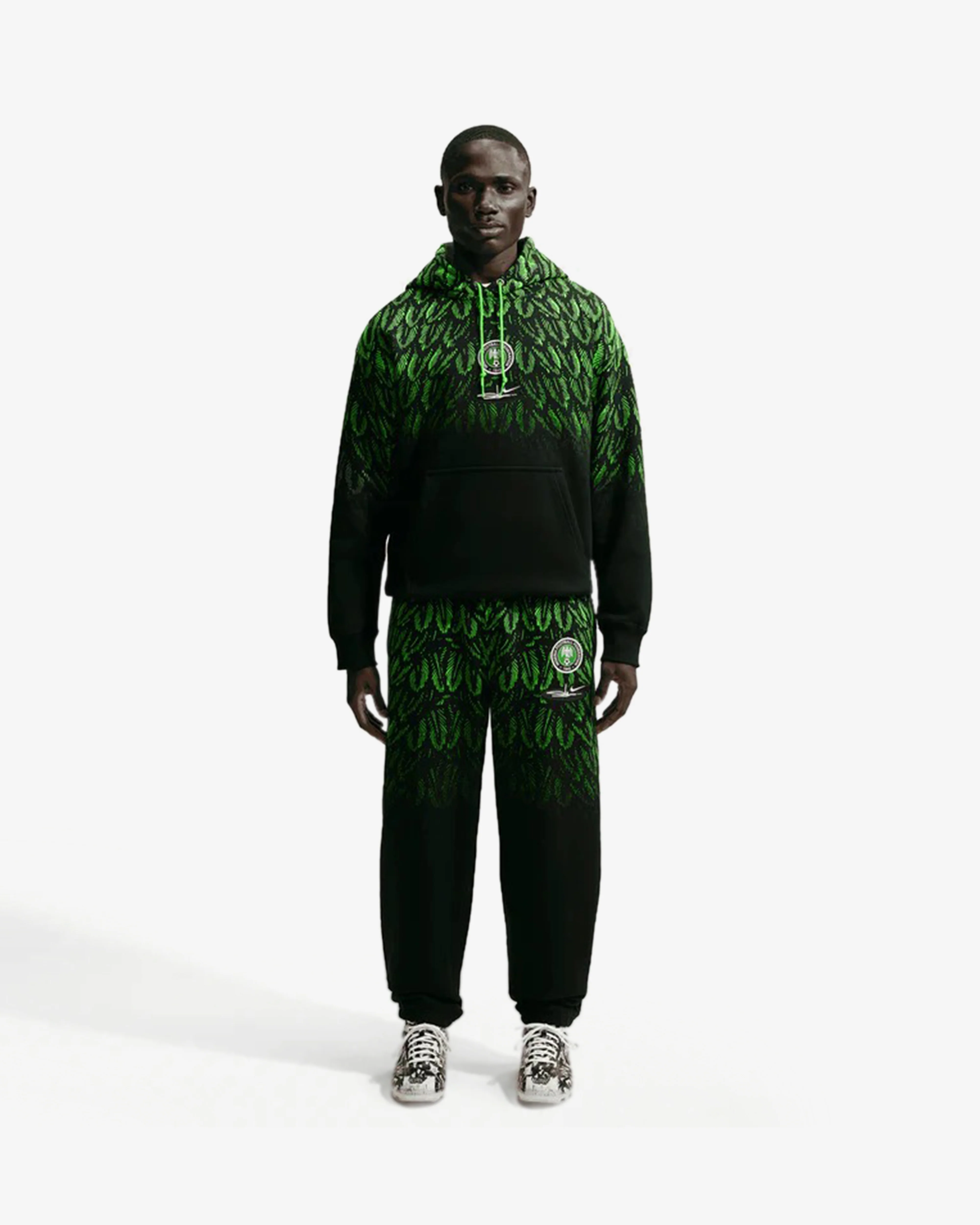 Nike - Men's Slawn X Nigeria Fleece Pants - (Black/Poison Green)