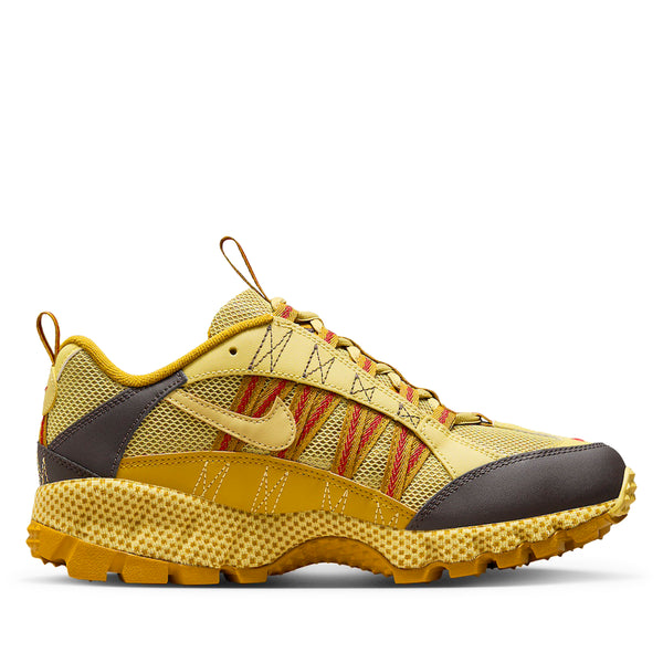 Nike - Air Humara Sneakers - (FJ7098-701)